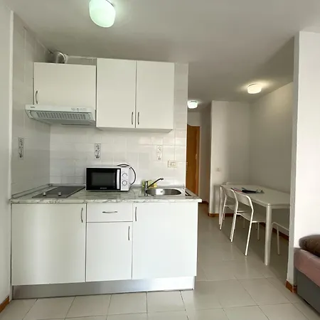 Bernat 3000 Apartamento *