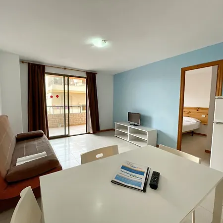 Bernat 3000 Apartamento *