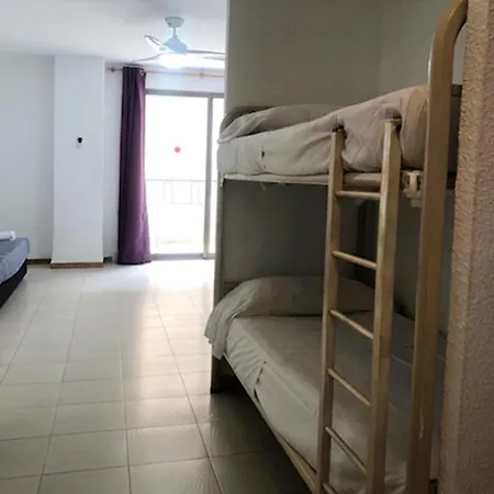 Apartamentos Bernat 3000 Apartment *